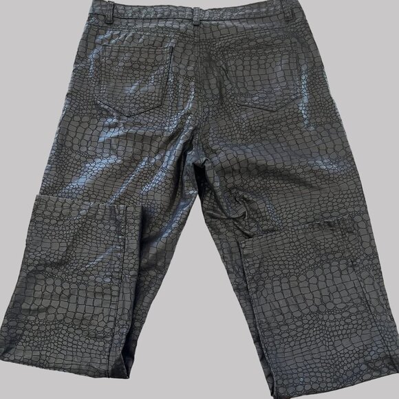 PrettyLittleThing Womens 10 Black Coated Croc Denim Flared Pants Drawstring - Picture 2 of 11